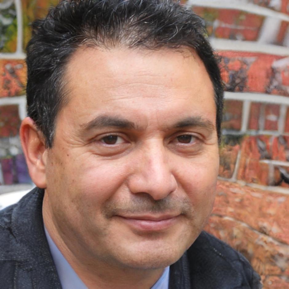 Finnian Kowalczyk, Senior Financial Educator at kenarivoxa